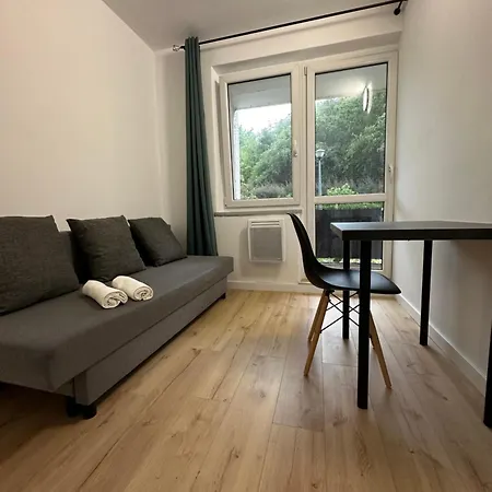 Rooms4less Guest house *